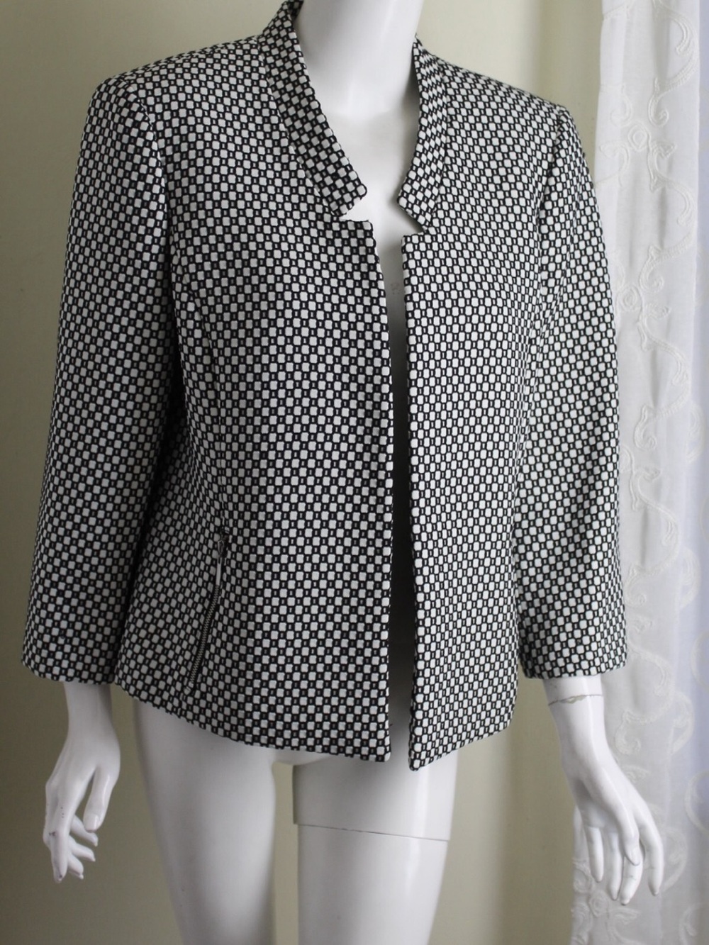 Jones Studio Classic Black & White Patterned Women's Jacket